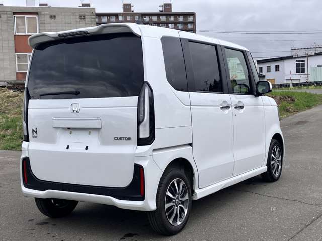 ホンダ Ｎ　ＢＯＸ カスタム ６６０ ４ＷＤ R6年 (北海道) 99
