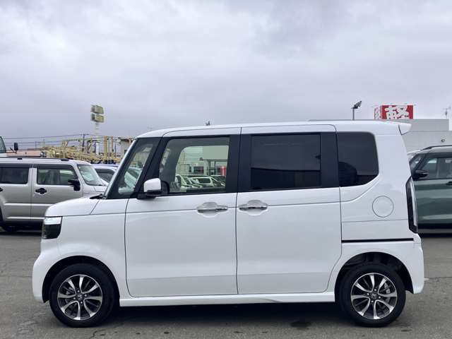 ホンダ Ｎ　ＢＯＸ カスタム ６６０ ４ＷＤ R6年 (北海道) 99