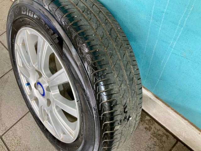 トヨタ ヴィッツ １．３ Ｆ ４ＷＤ H27年 (北海道) 99