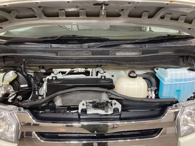 トヨタ ハイエースバン ３．０ ＤＸ ロング ＧＬパッケージ ディーゼルターボ ４ＷＤ H29年 (北海道) 99