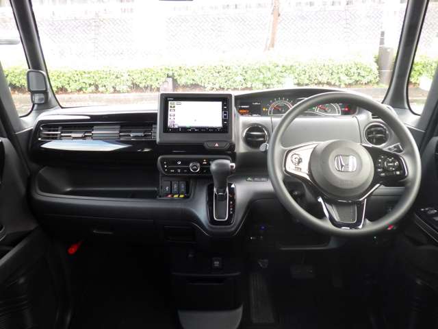 ホンダ Ｎ　ＢＯＸ カスタム ６６０ Ｌ スロープ ４ＷＤ R3年 (九州・沖縄) 99