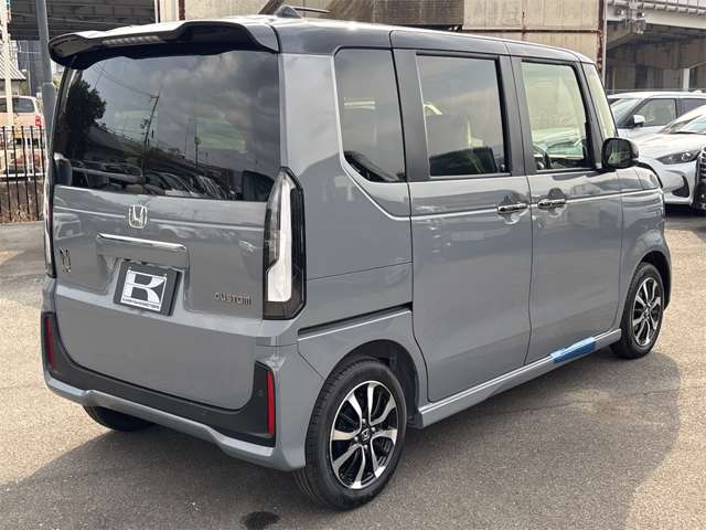 ホンダ Ｎ　ＢＯＸ カスタム ６６０ コーディネートスタイル ２トーン R7年 (近畿) 99