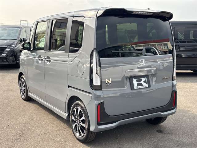 ホンダ Ｎ　ＢＯＸ カスタム ６６０ コーディネートスタイル ２トーン R7年 (近畿) 99
