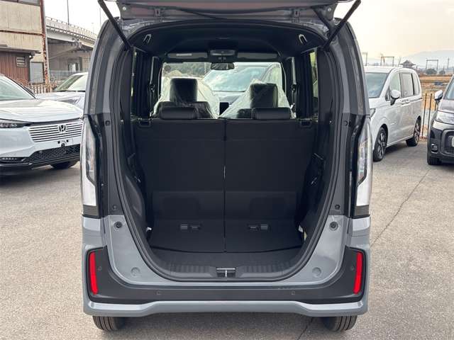 ホンダ Ｎ　ＢＯＸ カスタム ６６０ コーディネートスタイル ２トーン R7年 (近畿) 99