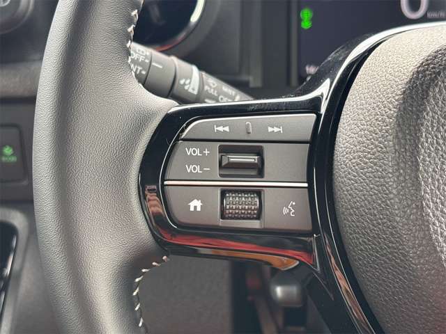 ホンダ Ｎ　ＢＯＸ カスタム ６６０ コーディネートスタイル ２トーン R7年 (近畿) 99