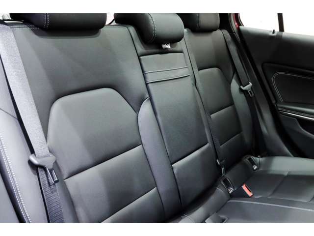 メルセデスベンツ ＧＬＡクラス ＧＬＡ２２０ ４マチック ４ＷＤ H30年 (関東) 99