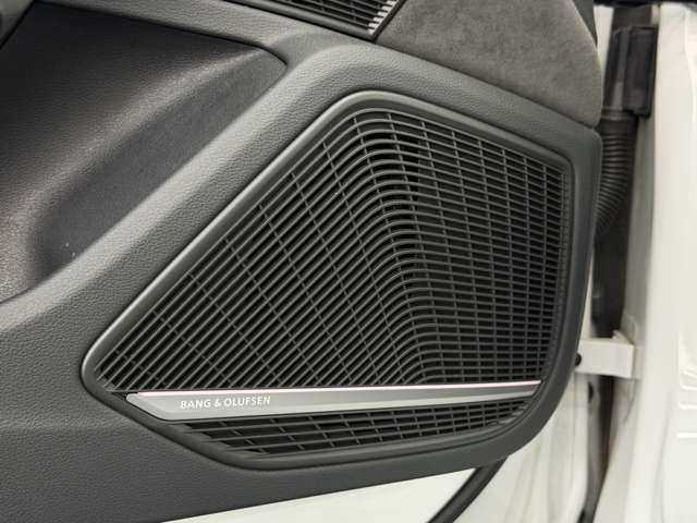 アウディ ＲＳ５ ２．９ ４ＷＤ H30年 (関東) 99