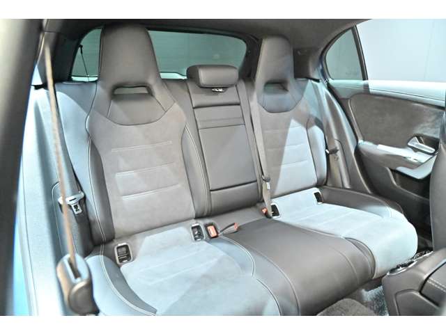ＡＭＧ Ａクラス Ａ３５ ４マチック エディション１ ４ＷＤ R1年 (関東) 99