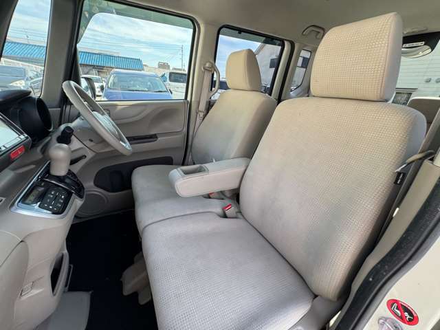 ホンダ Ｎ　ＢＯＸ ６６０ Ｇ Ｌパッケージ H27年 (近畿) 99