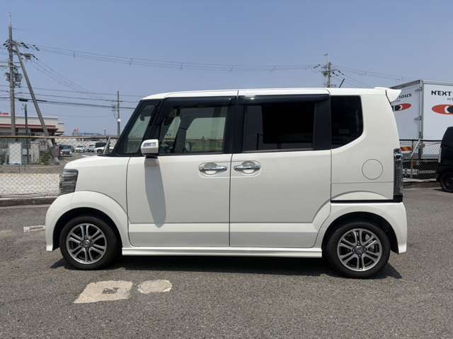 ホンダ Ｎ　ＢＯＸ ６６０ カスタムＧ ＳＳパッケージ H27年 (近畿) 99