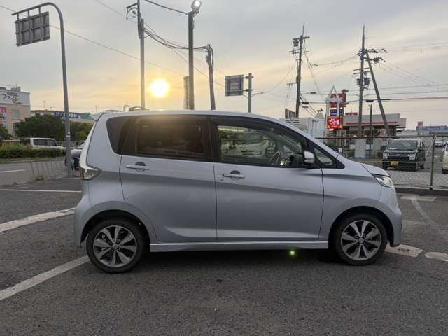 日産 デイズ ６６０ ハイウェイスターＧ H26年 (近畿) 99