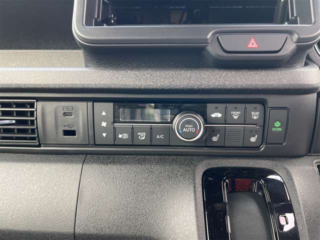ホンダ Ｎ　ＢＯＸ カスタム ６６０ コーディネートスタイル モノトーン R7年 (近畿) 99