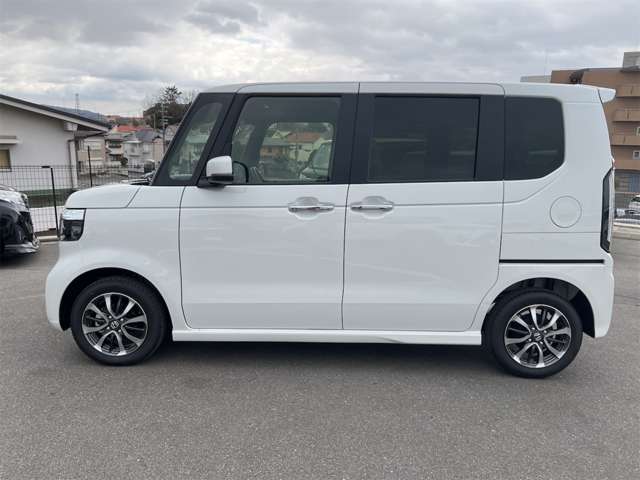 ホンダ Ｎ　ＢＯＸ カスタム ６６０ R7年 (近畿) 99