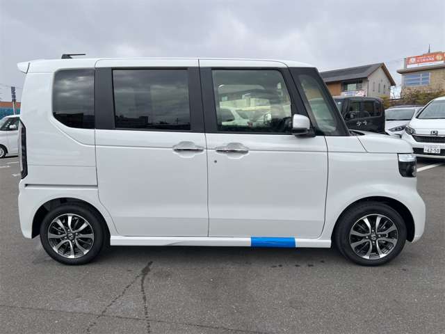 ホンダ Ｎ　ＢＯＸ カスタム ６６０ R7年 (近畿) 99