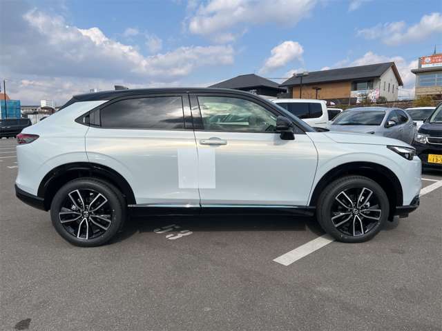 ホンダ ヴェゼル １．５ Ｅ：ＨＥＶ Ｚ プレイパッケージ R8年 (近畿) 99