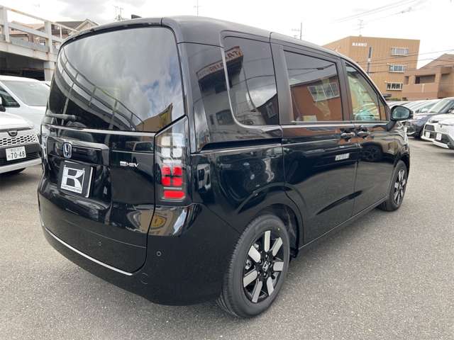 ホンダ フリード　ハイブリッド １．５ Ｅ：ＨＥＶ エアー ＥＸ R7年 (近畿) 99