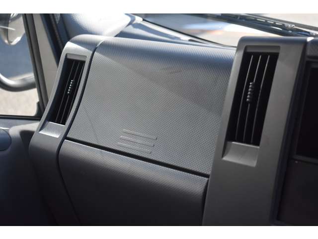 いすゞ エルフ ３．０ＤＴ H26年 (近畿) 99