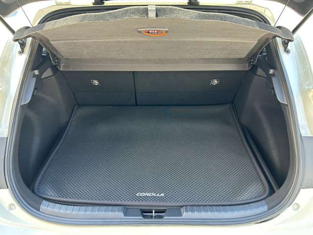 トヨタ カローラスポーツ　ハイブリッド １．８ ハイブリッド Ｇ H30年 (近畿) 99