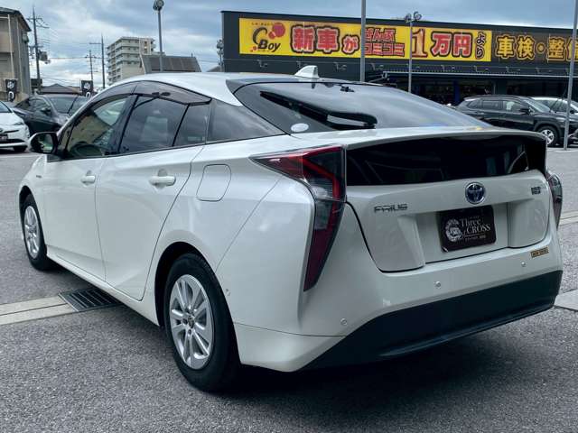 トヨタ プリウス １．８ Ｓ セーフティ プラス H29年 (近畿) 99