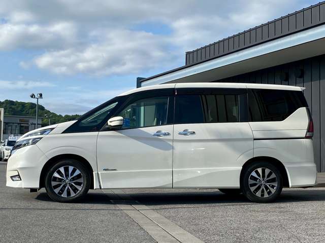 日産 セレナ ２．０ ハイウェイスター プロパイロット エディション H29年 (近畿) 99