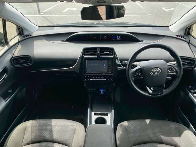 トヨタ プリウス １．８ Ｓ R1年 (近畿) 99