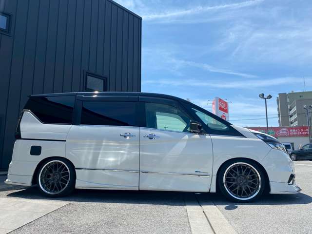 日産 セレナ ２．０ ハイウェイスター プロパイロット エディション H29年 (近畿) 99