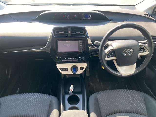 トヨタ プリウス １．８ Ｓ H29年 (近畿) 99