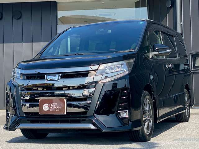 トヨタ ノア ２．０ ＳＩ ＷＸＢＩＩ R1年 (近畿) 99