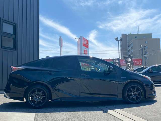 トヨタ プリウス １．８ Ｓ セーフティ プラス H30年 (近畿) 99