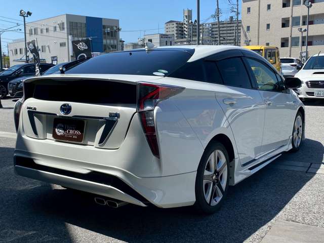 トヨタ プリウス １．８ Ｓ ツーリングセレクション H28年 (近畿) 99