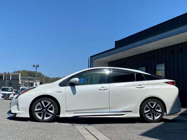トヨタ プリウス １．８ Ｓ ツーリングセレクション H28年 (近畿) 99