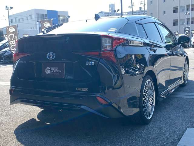 トヨタ プリウス １．８ Ｓ ツーリングセレクション R1年 (近畿) 99