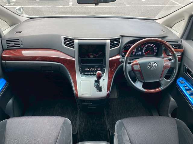 トヨタ ヴェルファイア ２．４Ｚ H22年 (近畿) 99