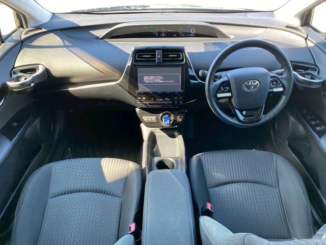 トヨタ プリウス １．８ Ｓ H28年 (近畿) 99
