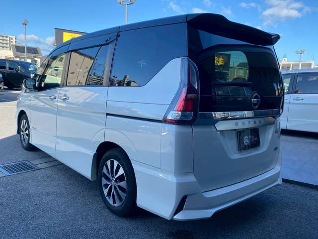 日産 セレナ ２．０ ハイウェイスター Ｖセレクション H29年 (近畿) 99