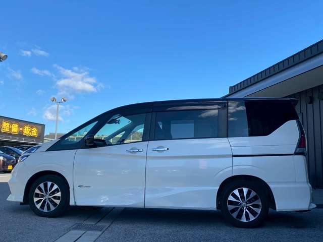 日産 セレナ ２．０ ハイウェイスター Ｖセレクション H29年 (近畿) 99