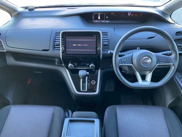 日産 セレナ ２．０ ハイウェイスター Ｖセレクション H29年 (近畿) 99