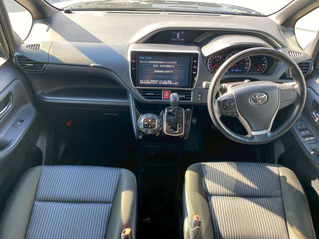 トヨタ ヴォクシー ２．０ ＺＳ 煌ＩＩ H29年 (近畿) 99