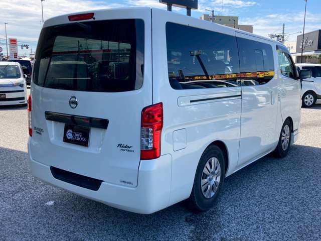 日産 ＮＶ３５０キャラバン ２．０ ライダー ブラックライン プレミアムＧＸ ロングボディ H29年 (近畿) 99