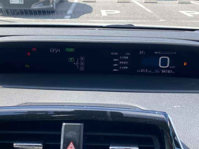トヨタ プリウス １．８ Ｓ セーフティ プラス H29年 (近畿) 99