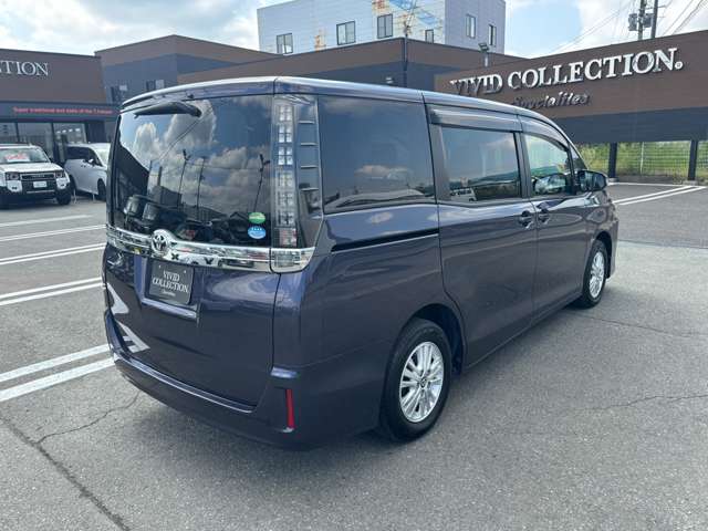 トヨタ ヴォクシー ２．０ Ｖ H29年 (東北) 99