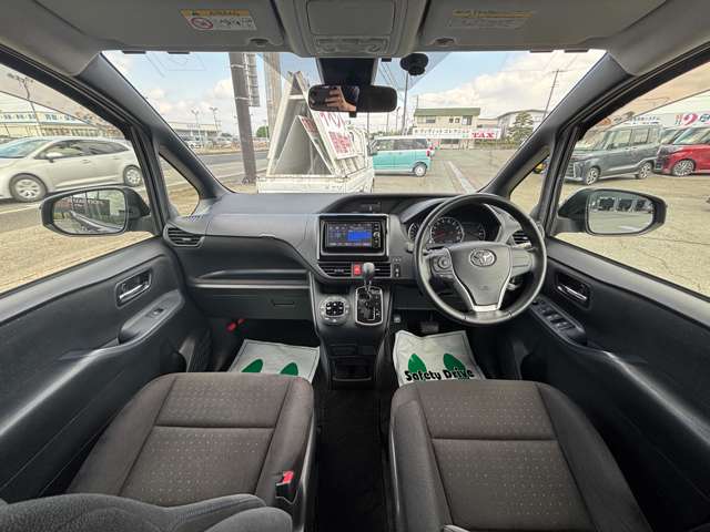 トヨタ ヴォクシー ２．０ Ｖ H29年 (東北) 99