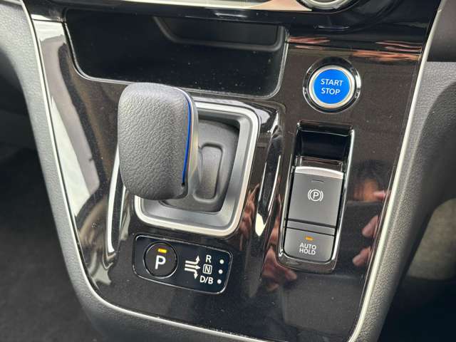 日産 セレナ １．２ Ｅ－ＰＯＷＥＲ ハイウェイスター Ｖ R2年 (東北) 99