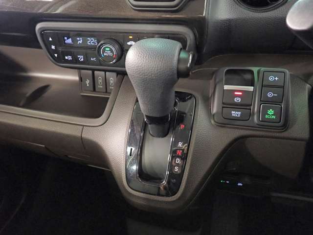 ホンダ Ｎ　ＢＯＸ ６６０ Ｌ R4年 (近畿) 99