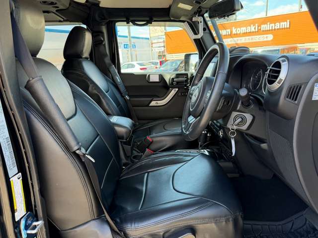 ジープ ラングラー　アンリミテッド アンリミテッド サハラ ４ＷＤ H29年 (東海) 99