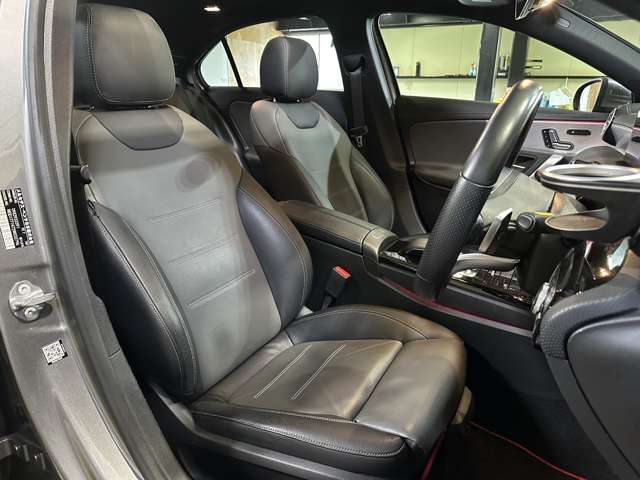メルセデスベンツ Ａクラス Ａ２５０ ４マチック ＡＭＧライン ４ＷＤ R1年 (関東) 99