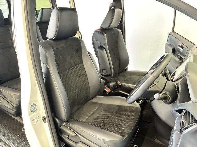 トヨタ ヴォクシー ２．０ ＺＳ 煌ＩＩＩ R4年 (中国) 99