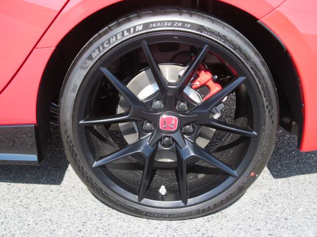 ホンダ シビック ２．０ レーシングブラックパッケージ R8年 (中国) 99