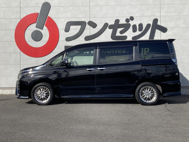 トヨタ ヴォクシー １．８ ハイブリッド ＺＳ 煌ＩＩＩ R3年 (四国) 99