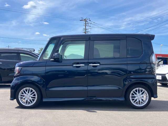 ホンダ Ｎ　ＢＯＸ カスタム ６６０ Ｌ ターボ R3年 (四国) 99